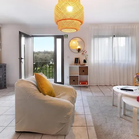 Apartment Real Lar